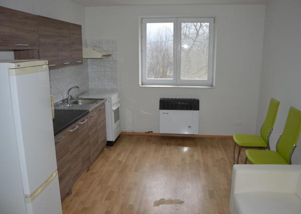 Čiastočne zariadený byt 2+1 v Rudňanoch