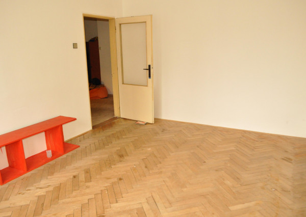 Byt 2+1 s loggiou, centrum Spišská Nová Ves