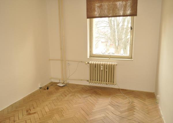 Byt 2+1 s loggiou, centrum Spišská Nová Ves