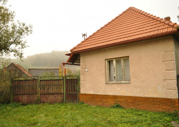 Pozemok s domom v obci Jablonov, okres Levoča