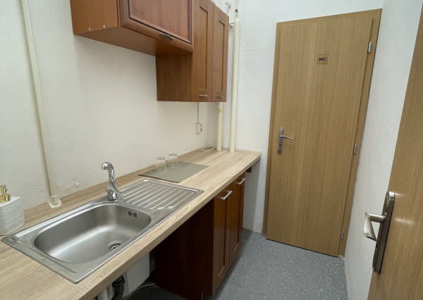 Priestor na prenájom na sídl. Tarča, Sp. Nová Ves