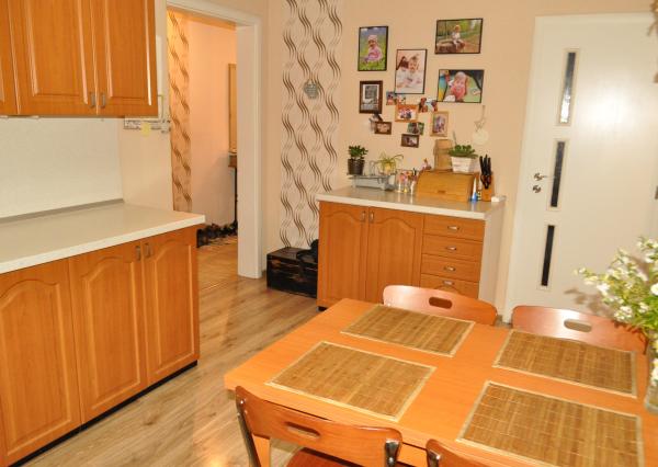 Velkometrážny byt 3+1 s garážou centrum, Sp. Nová Ves