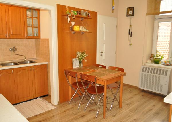 Velkometrážny byt 3+1 s garážou centrum, Sp. Nová Ves