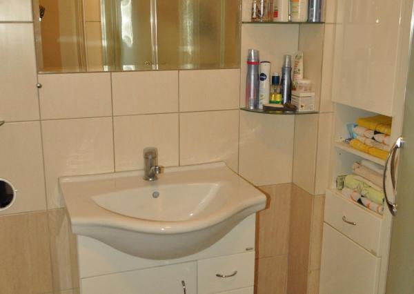 Velkometrážny byt 3+1 s garážou centrum, Sp. Nová Ves