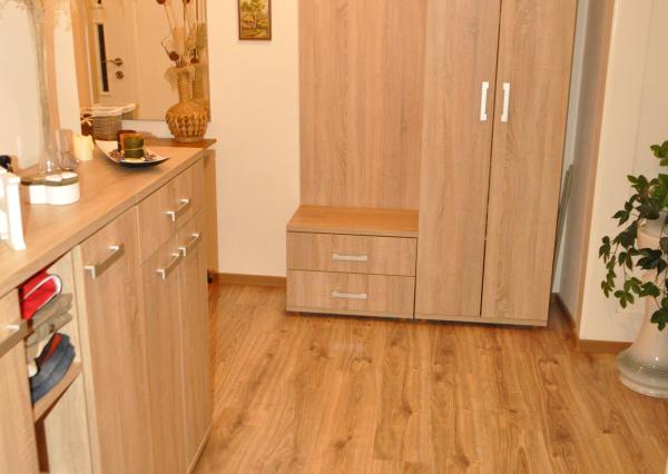 Velkometrážny byt 3+1 s garážou centrum, Sp. Nová Ves