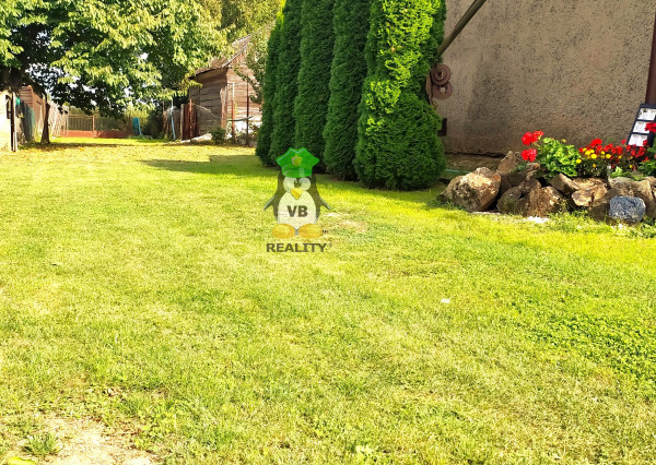 Rodinný dom, 2033m2, Falkušovce