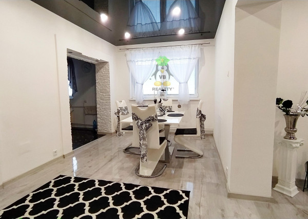 Rodinný dom, 2033m2, Falkušovce