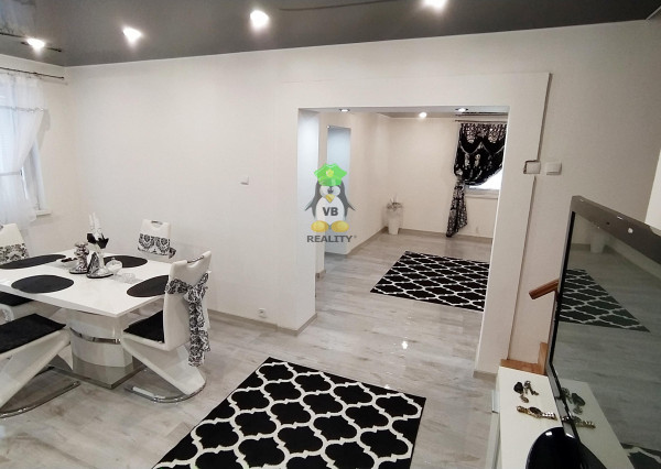 Rodinný dom, 2033m2, Falkušovce