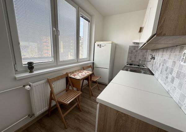 Byt 2+1 s loggiou sídl. Mier, Sp. Nová Ves