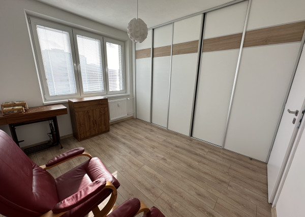 Byt 2+1 s loggiou sídl. Mier, Sp. Nová Ves