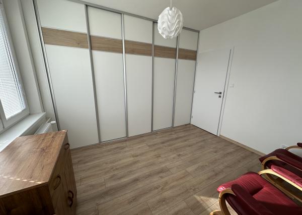 Byt 2+1 s loggiou sídl. Mier, Sp. Nová Ves