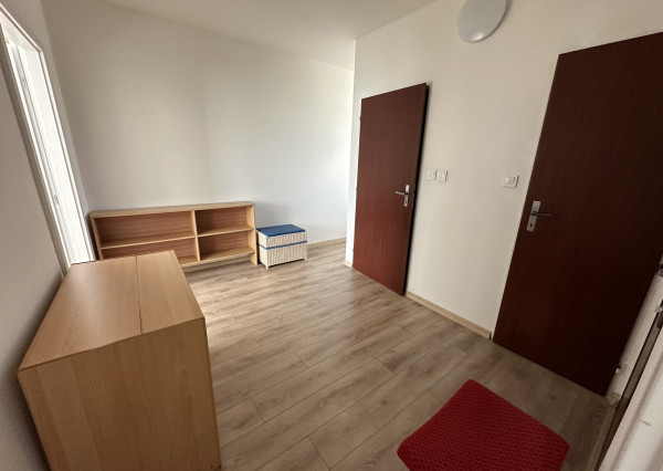 Byt 2+1 s loggiou sídl. Mier, Sp. Nová Ves