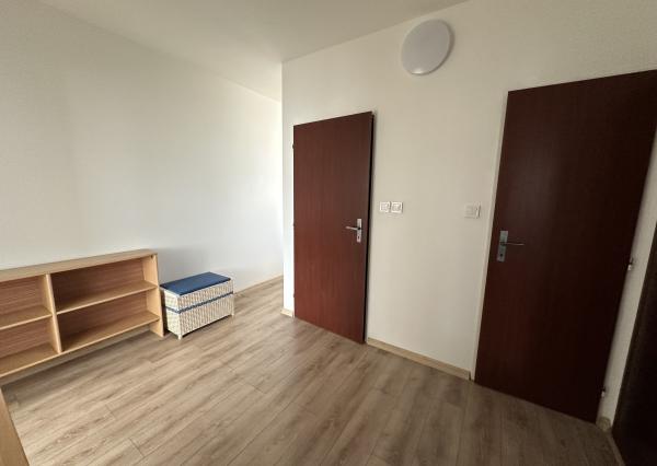 Byt 2+1 s loggiou sídl. Mier, Sp. Nová Ves