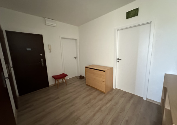 Byt 2+1 s loggiou sídl. Mier, Sp. Nová Ves