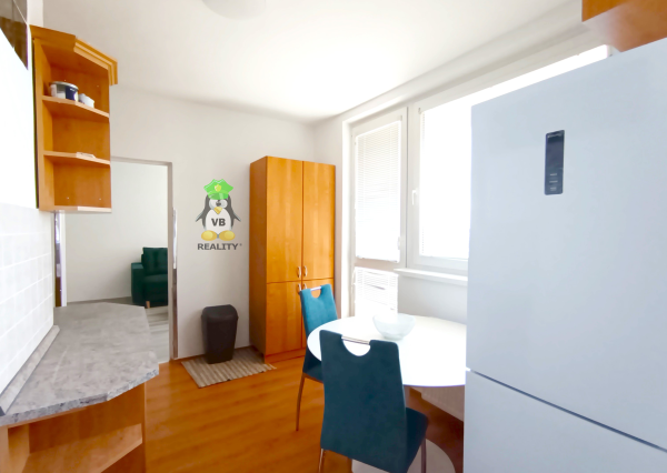 Prenájom 2-izbový byt 59 m2, Michalovce