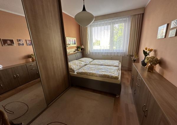 Znížená cena - Byt 4+1 s loggiou na sídl. Mier, Spišská Nová Ves