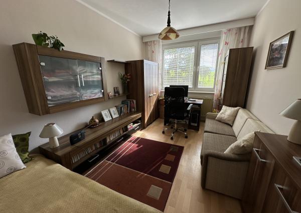 Znížená cena - Byt 4+1 s loggiou na sídl. Mier, Spišská Nová Ves