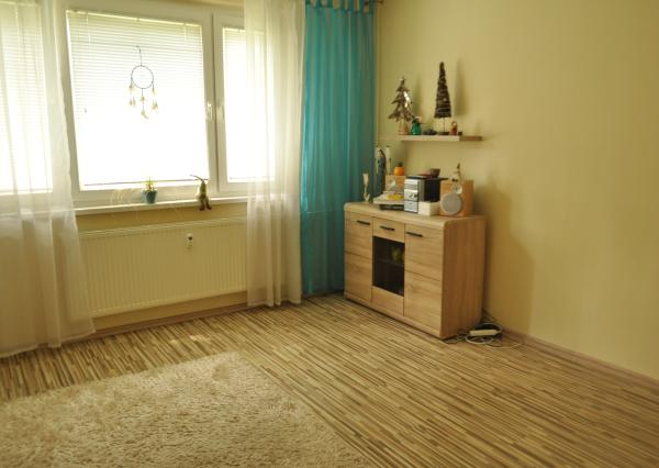 Prenájom bytu 3+1 s loggiou, Sp.Nová Ves