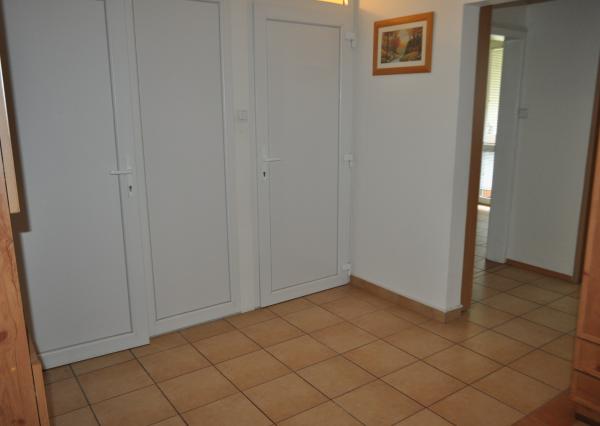 Prenájom bytu 3+1 s loggiou, Sp.Nová Ves