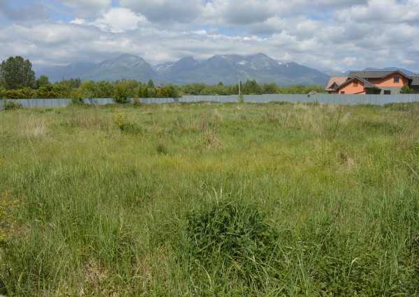 Stavebný pozemok vo Veľkej Lomnici