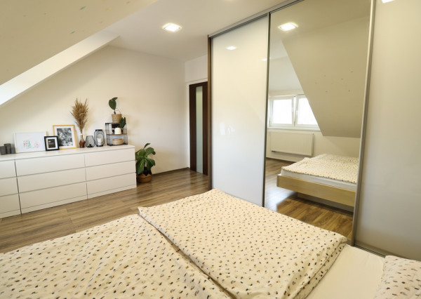 4 – izbový mezonetový byt s balkónom v centre mesta Spišská Nová Ves