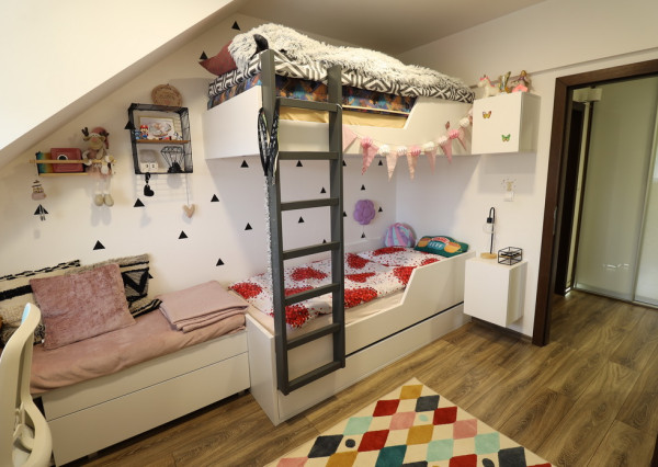 4 – izbový mezonetový byt s balkónom v centre mesta Spišská Nová Ves