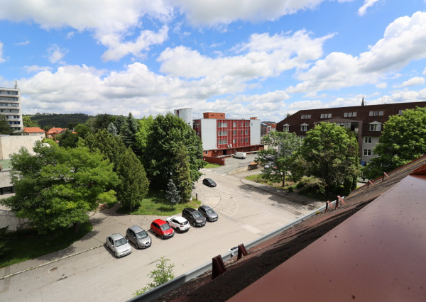 4 – izbový mezonetový byt s balkónom v centre mesta Spišská Nová Ves