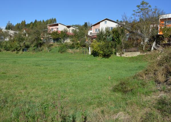 Predám investičný pozemok vo Vítkovciach