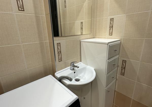 Byt 2+1 s balkónom centrum, Sp. Nová Ves