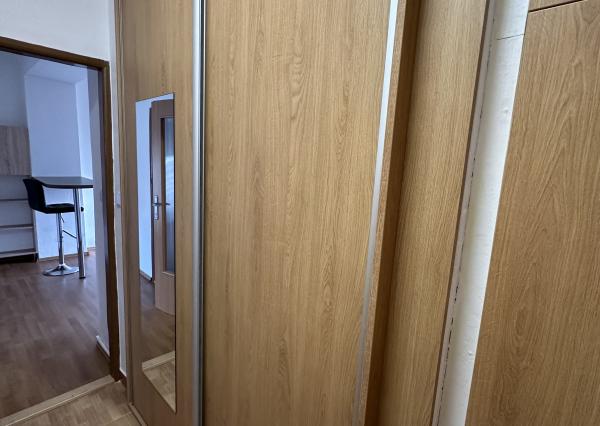 Byt 2+1 s balkónom centrum, Sp. Nová Ves