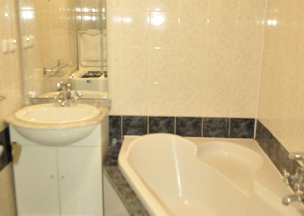 Prenájom bytu 1+1 s loggiou, sídl. Mier, Sp. Nová Ves