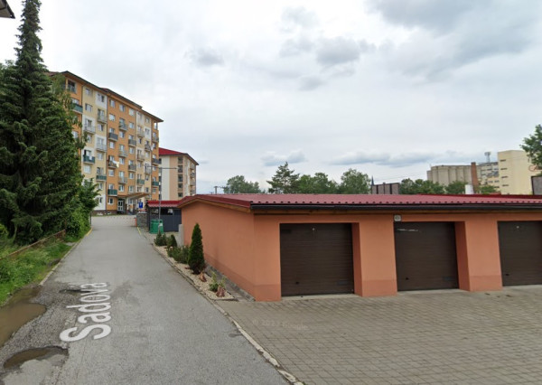 Garáž - novostavba na Sadovej ulici, Sp. Nová Ves