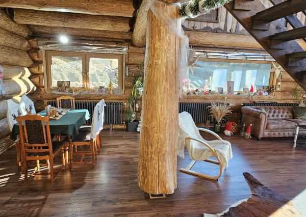 Zrubový rodinný dom v obci Hnilčík-Bindt, okres Sp. Nová Ves