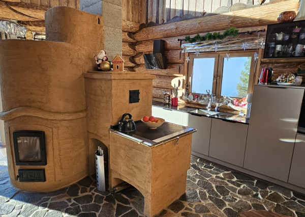 Zrubový rodinný dom v obci Hnilčík-Bindt, okres Sp. Nová Ves