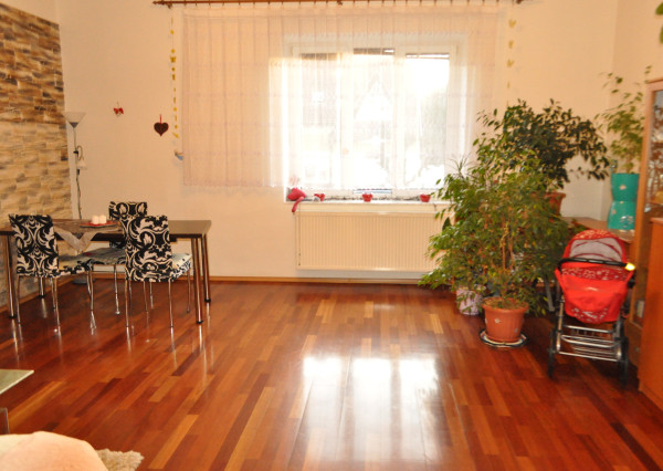 Veľkometrážný byt 3+1 s garážou v centre mesta Spišská Nová Ves