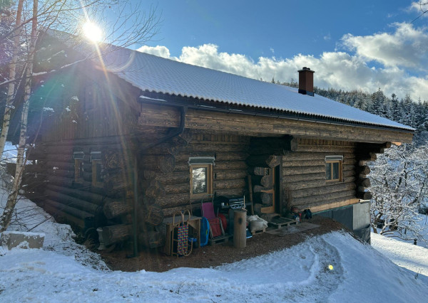 Zrubový rodinný dom v obci Hnilčík-Bindt, okres Sp. Nová Ves