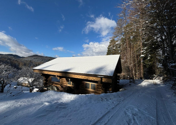 Zrubový rodinný dom v obci Hnilčík-Bindt, okres Sp. Nová Ves