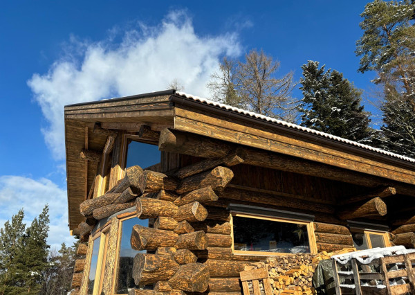 Zrubový rodinný dom v obci Hnilčík-Bindt, okres Sp. Nová Ves