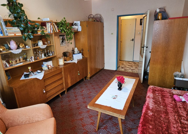 Tehlový byt 3+1 s balkónom v Gelnici