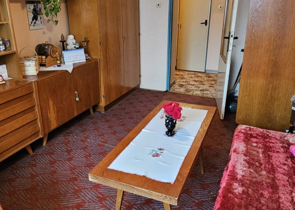 Tehlový byt 3+1 s balkónom v Gelnici