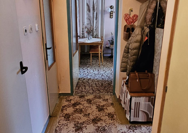 Tehlový byt 3+1 s balkónom v Gelnici