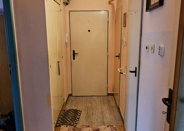 Tehlový byt 3+1 s balkónom v Gelnici