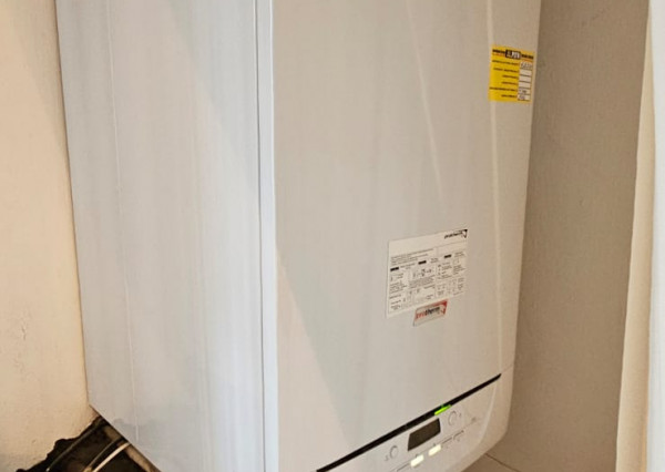 Rodinný dom s 2 samost. bytov. jednotkami v obci Jamník, SNV