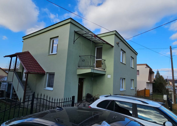 Rodinný dom s 2 samost. bytov. jednotkami v obci Jamník, SNV