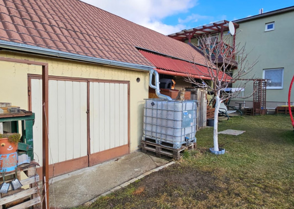 Rodinný dom s 2 samost. bytov. jednotkami v obci Jamník, SNV