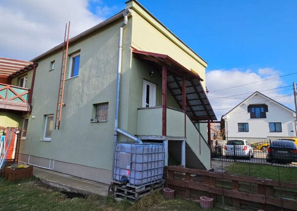 Rodinný dom s 2 samost. bytov. jednotkami v obci Jamník, SNV