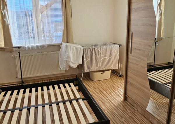 Rodinný dom s 2 samost. bytov. jednotkami v obci Jamník, SNV