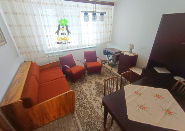 Priestranný 3-izbový byt s balkónom pri centre v Michalovciach