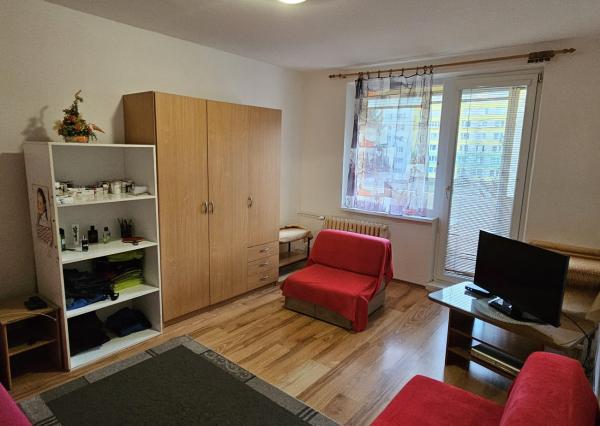 Byt 3+1 s balkónom na sídlisku Mier, Spišská Nová Ves