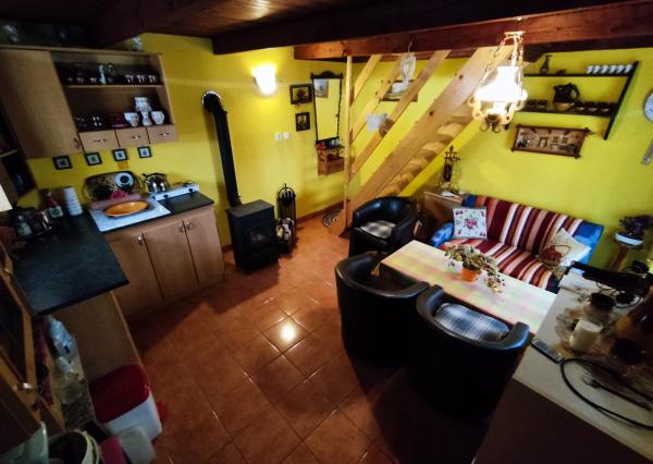 Pekná útulná chatka so záhradkou